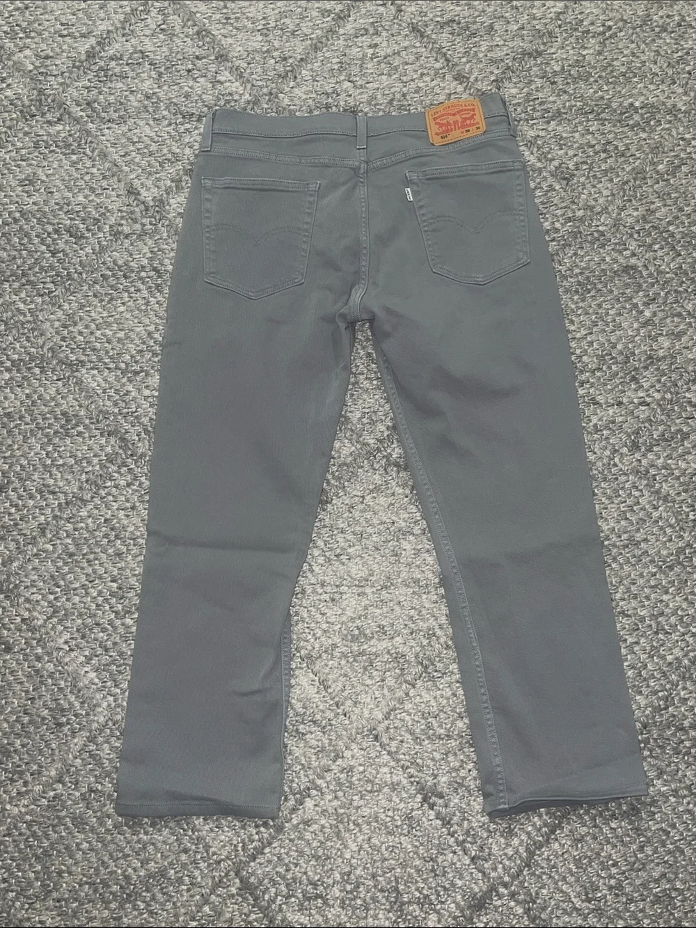 Levis straight leg